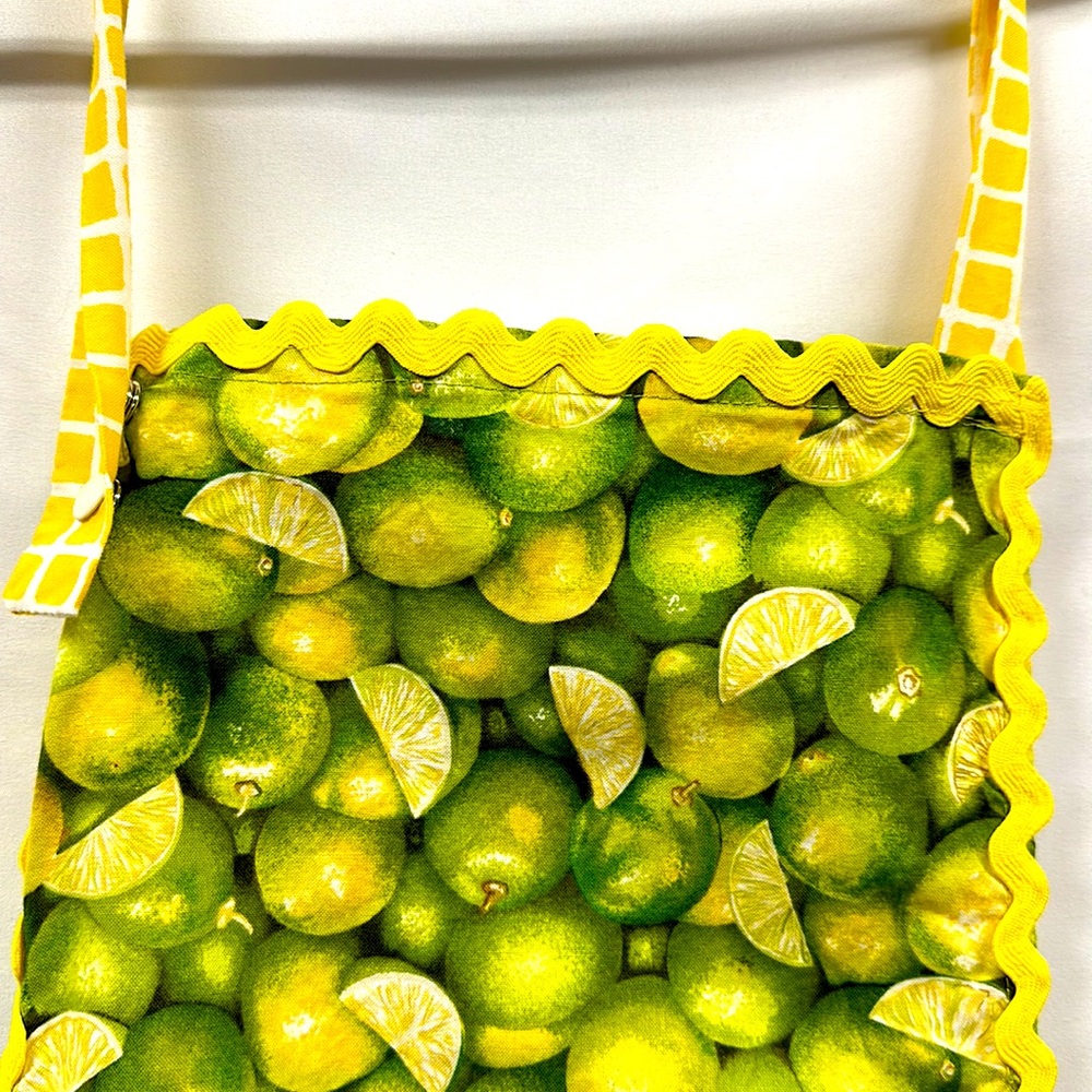 Hand crafted Apron Lime Pattern Green and Yellow - Picture 3 of 6